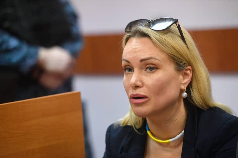 «Я всегда буду называть войну войной». Овсянникова заявила, что новое дело о «дискредитации» армии могли завести за посты в Facebook