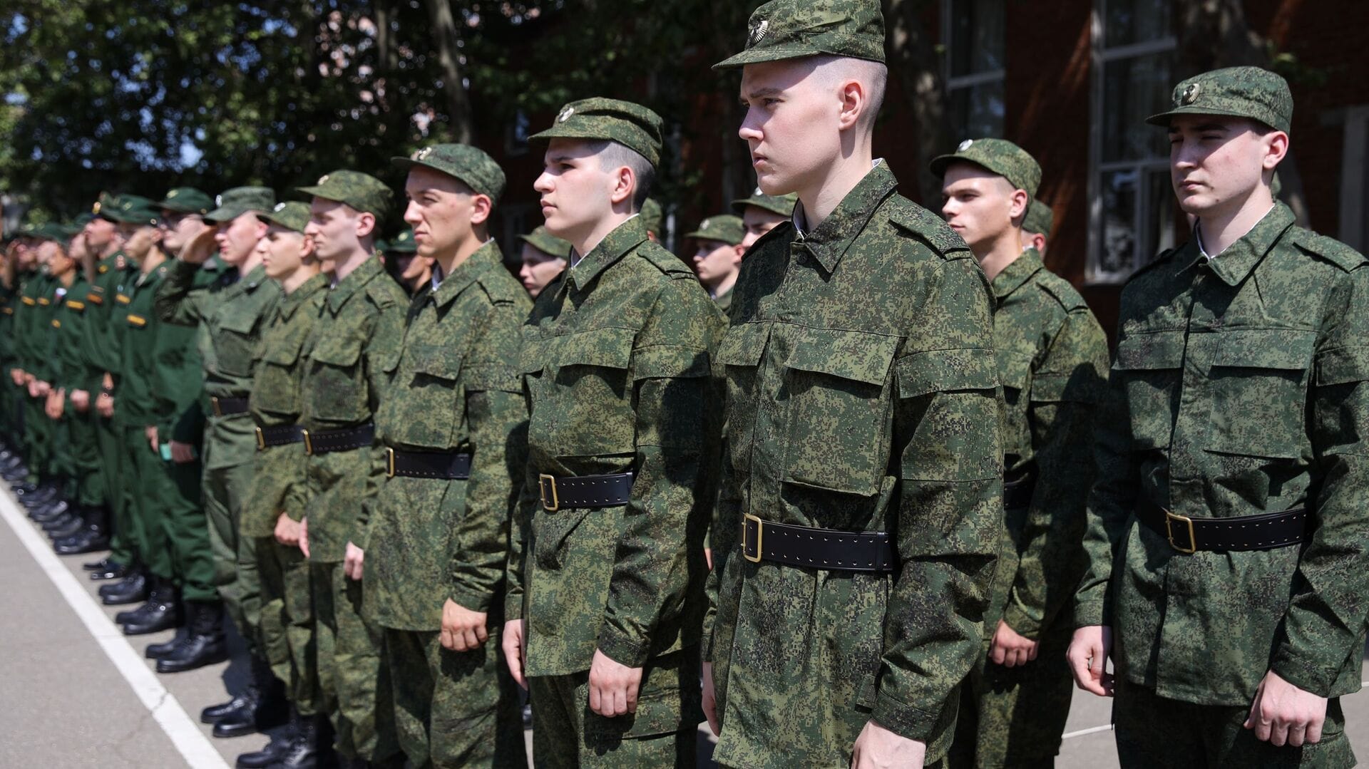 Командиры отказались переводить в тыл срочников в Курской области. Они объявлены боевым подразделением — «Агентство»